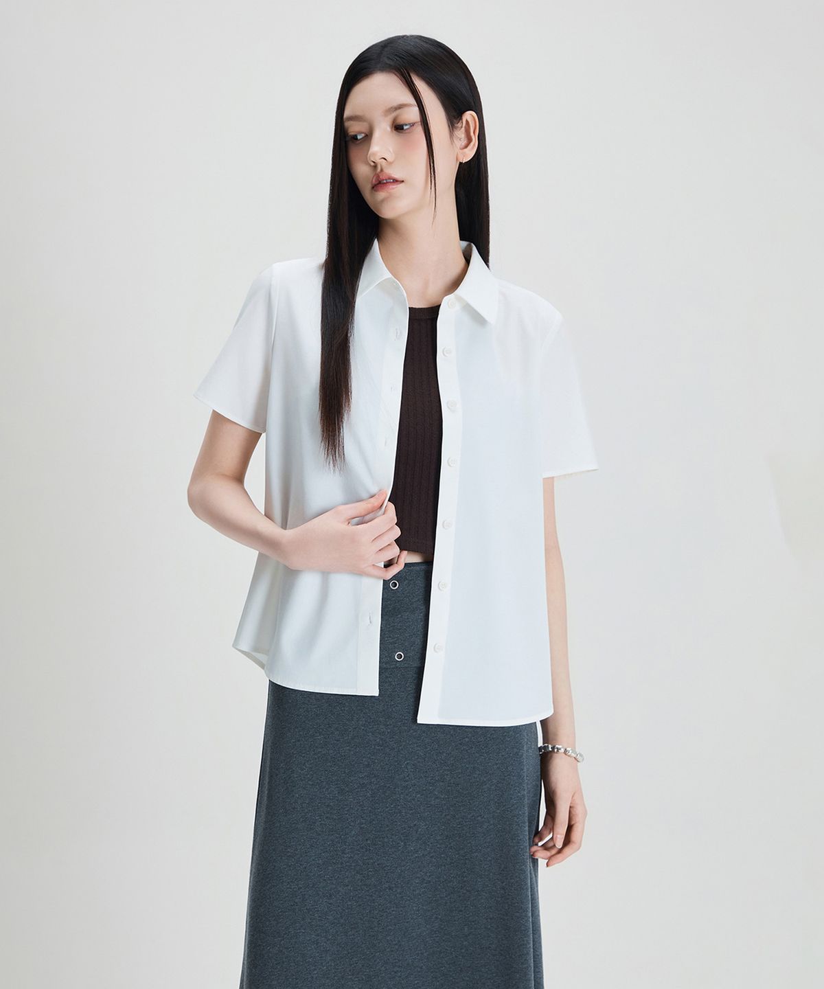 미쏘(MIXXO) 링클프리 반팔 블라우스