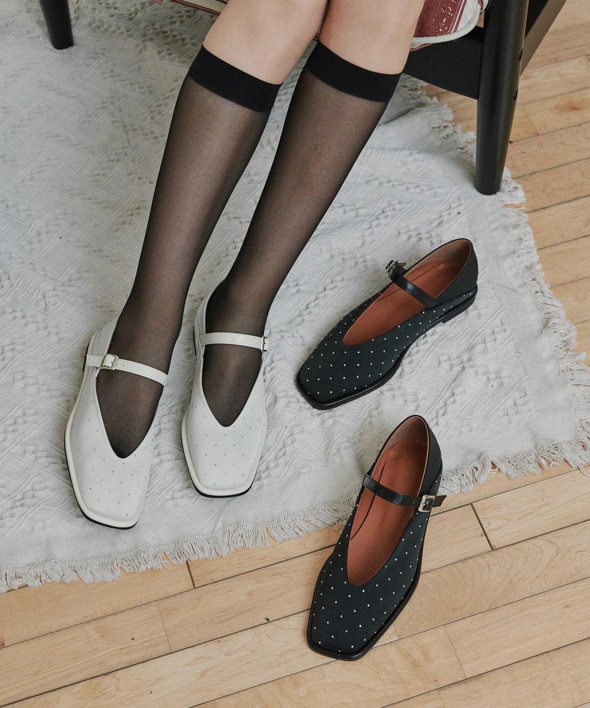 프리플라(FRI FLA) ljh7134 Classy Gem Mary Jane Flats - 2 Colors