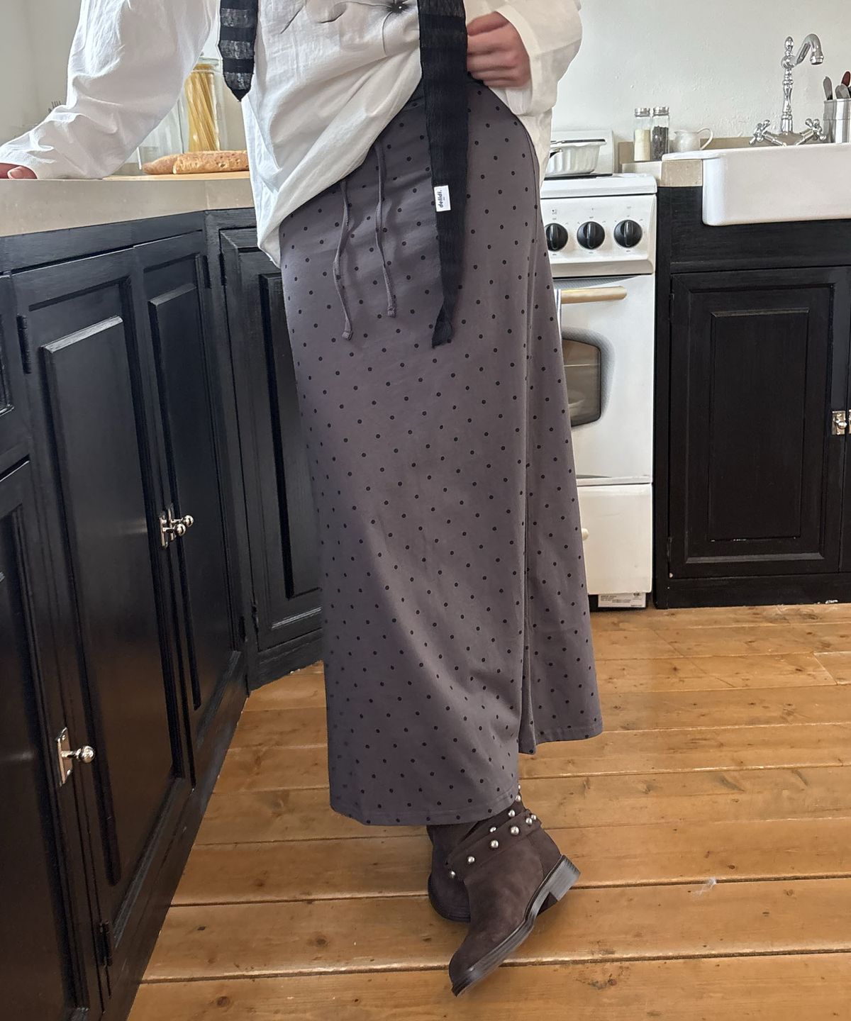 딜라이디(DELIDI) Dot long skirt (gray)