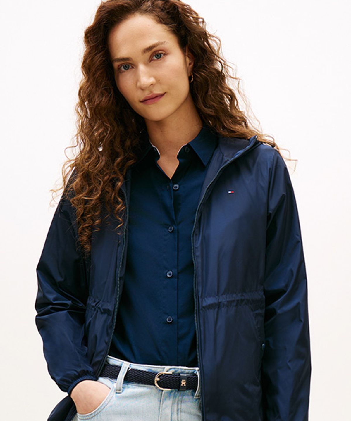 타미힐피거(TOMMY HILFIGER) 드로스트링 윈드브레이커 (T22G1WJC060WT2C1G)