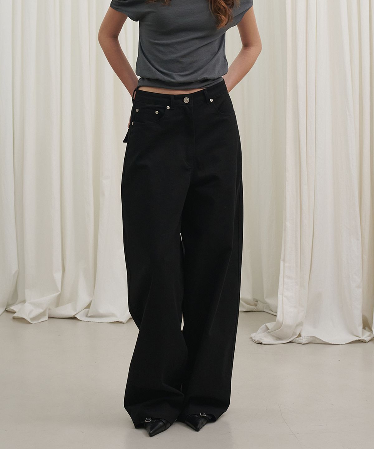 마롯(MARROT) Curved Cotton Pants_Black