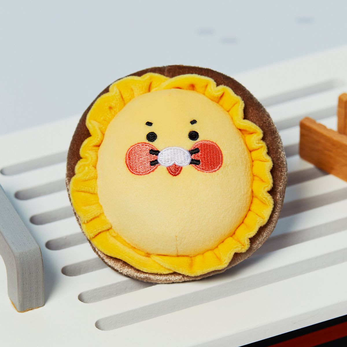 카카오프렌즈(KAKAO FRIENDS) 춘수산 전복 인형키링_춘식이