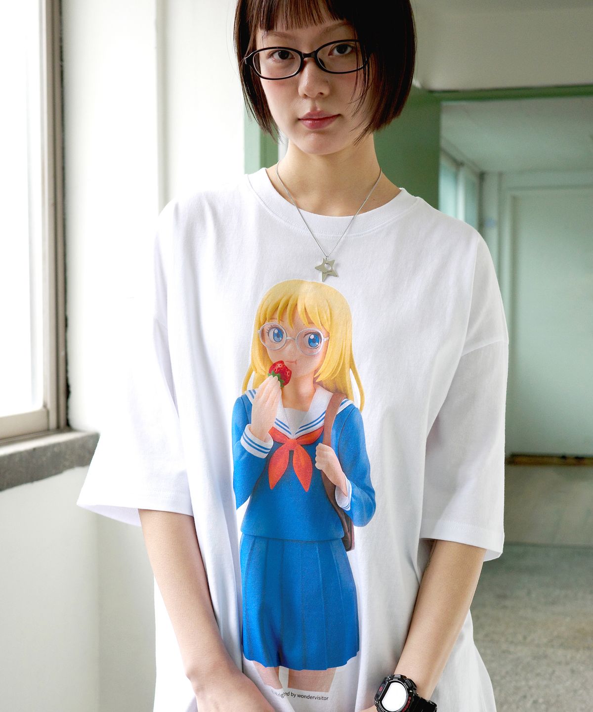원더비지터(WONDERVISITOR) 3D YURINA Overfit T-shirt [White]