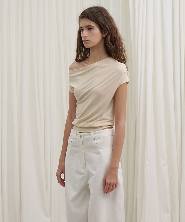 Draped Unbalance T-shirt_Cream Beige