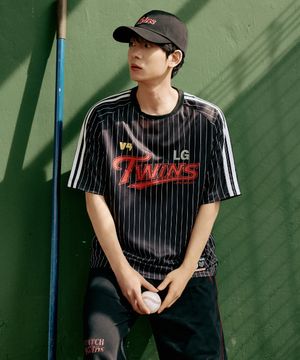 [LG트윈스x1993스튜디오] V4 트랙 져지 티셔츠_블랙