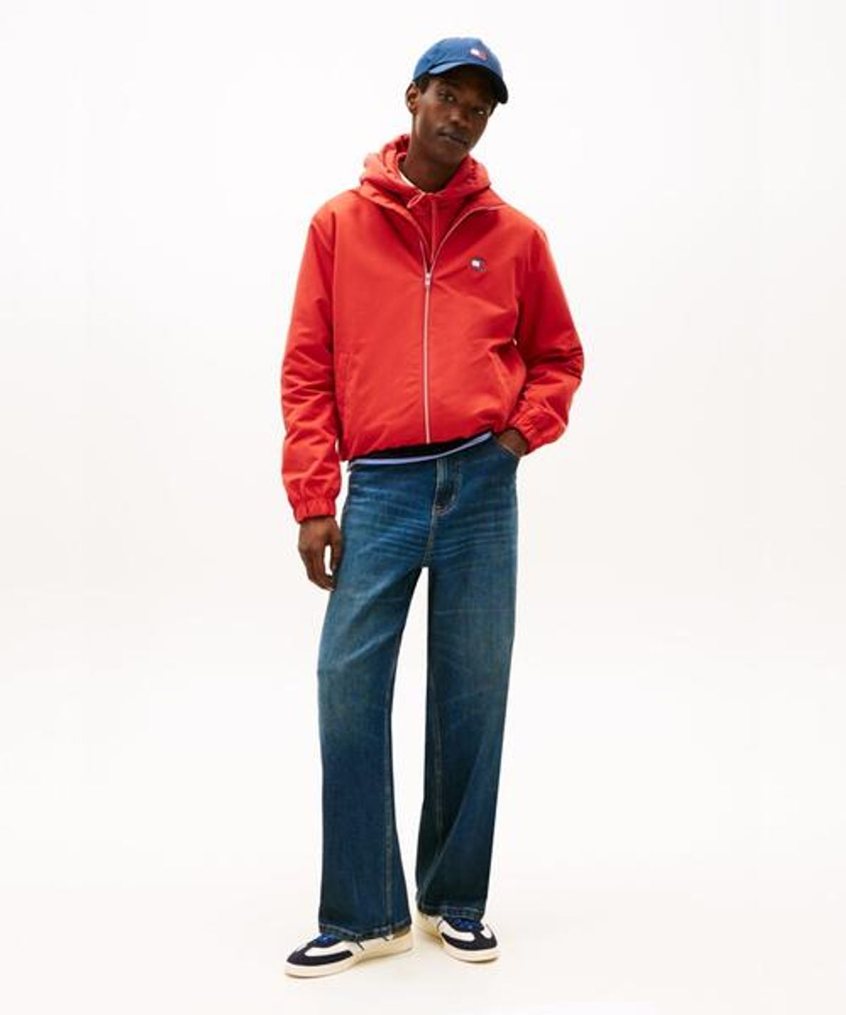 타미진스(TOMMY JEANS) 테오 배기 블루 블랙 데님 팬츠 (T32G0NEW30TMT11BK)