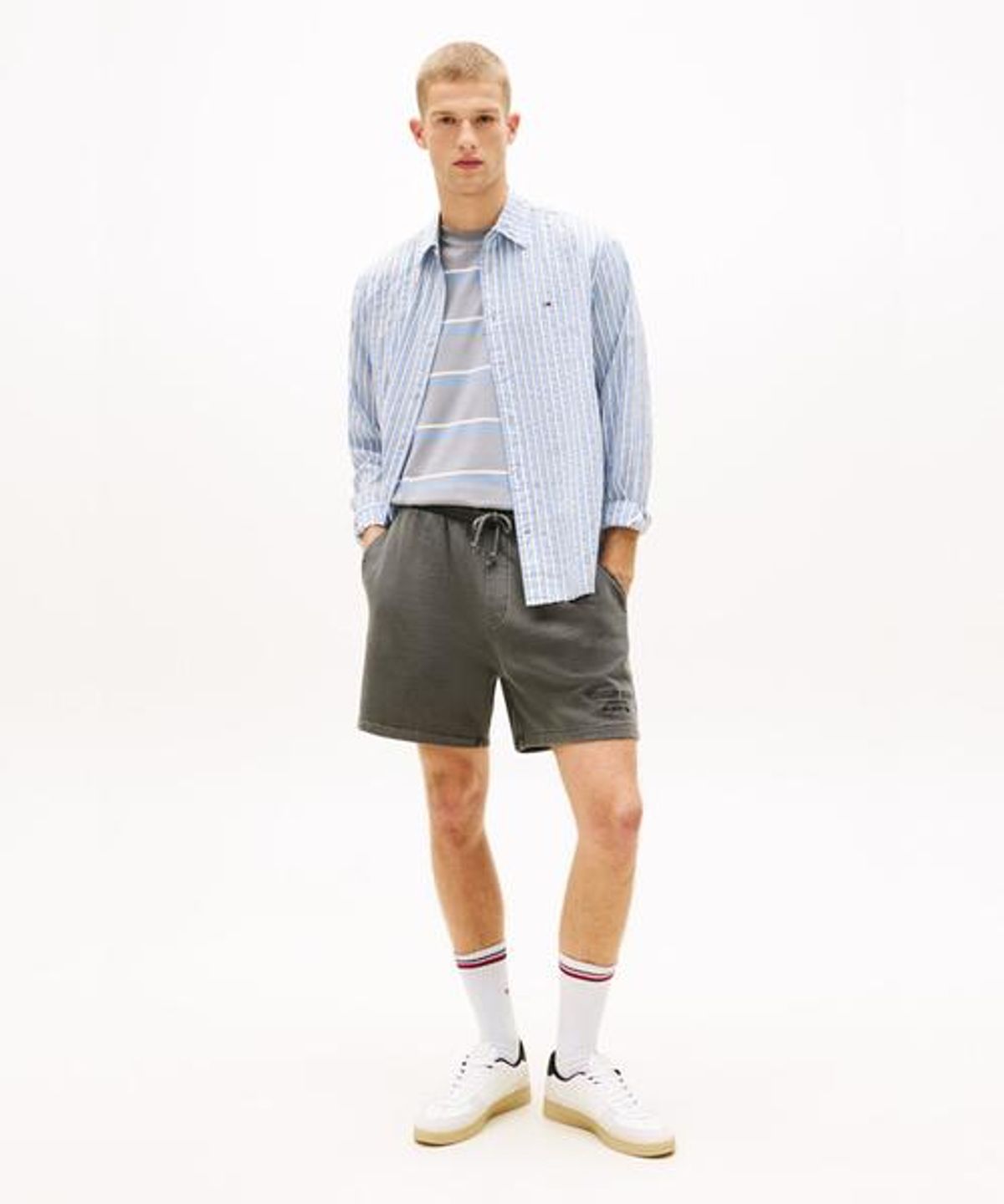 타미진스(TOMMY JEANS) 뉴 클래식 비치 쇼츠 (T32G1WPQ11TMT1BDS)
