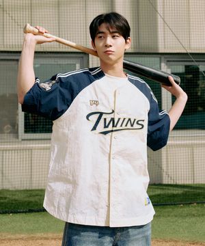 [LG트윈스x1993스튜디오] V4 트랙 나일론 유니폼 셔츠_네이비