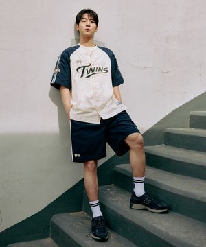 [LG트윈스x1993스튜디오] V4 트랙 나일론 쇼츠_네이비