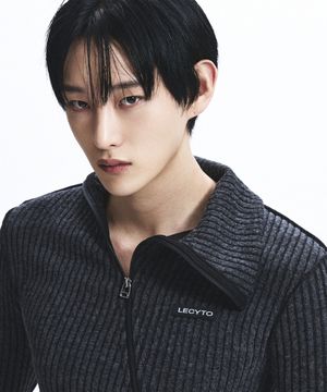 Diagonal Rib Knit Zip-Up_[Charcoal]