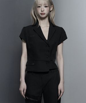 Cropped Short Sleeve Tailored Jacket (Black)