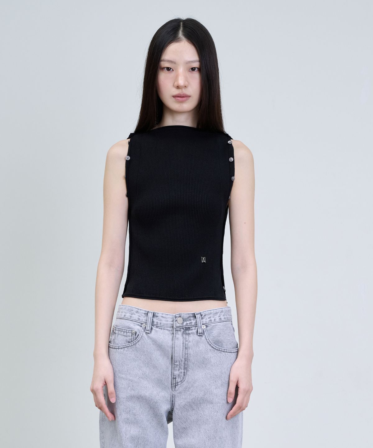 더애틋(THE AÉTUT) Paper Cotton Layered Button Top_Black