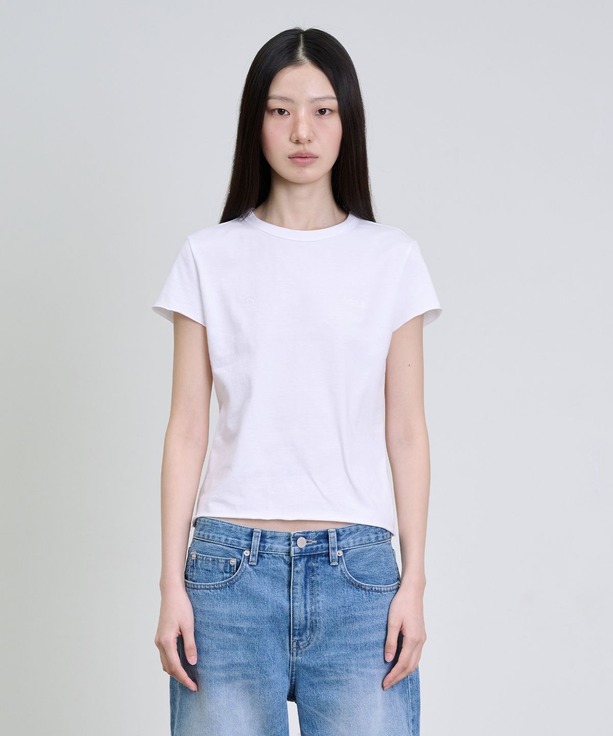 더애틋(THE AÉTUT) Raw Edge Cotton Logo T-Shirt_White