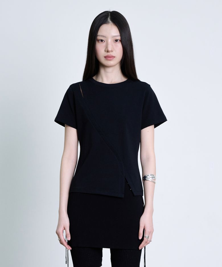 Hook Detail Short Sleeve T-Shirt_Black