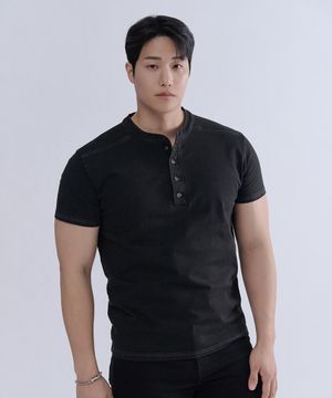 피그먼트 워싱 헨리넥 머슬핏 티셔츠 (2color)