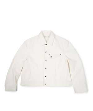 (BASE) CROP DOUBLE FLAP TRUCKER (WHITE)