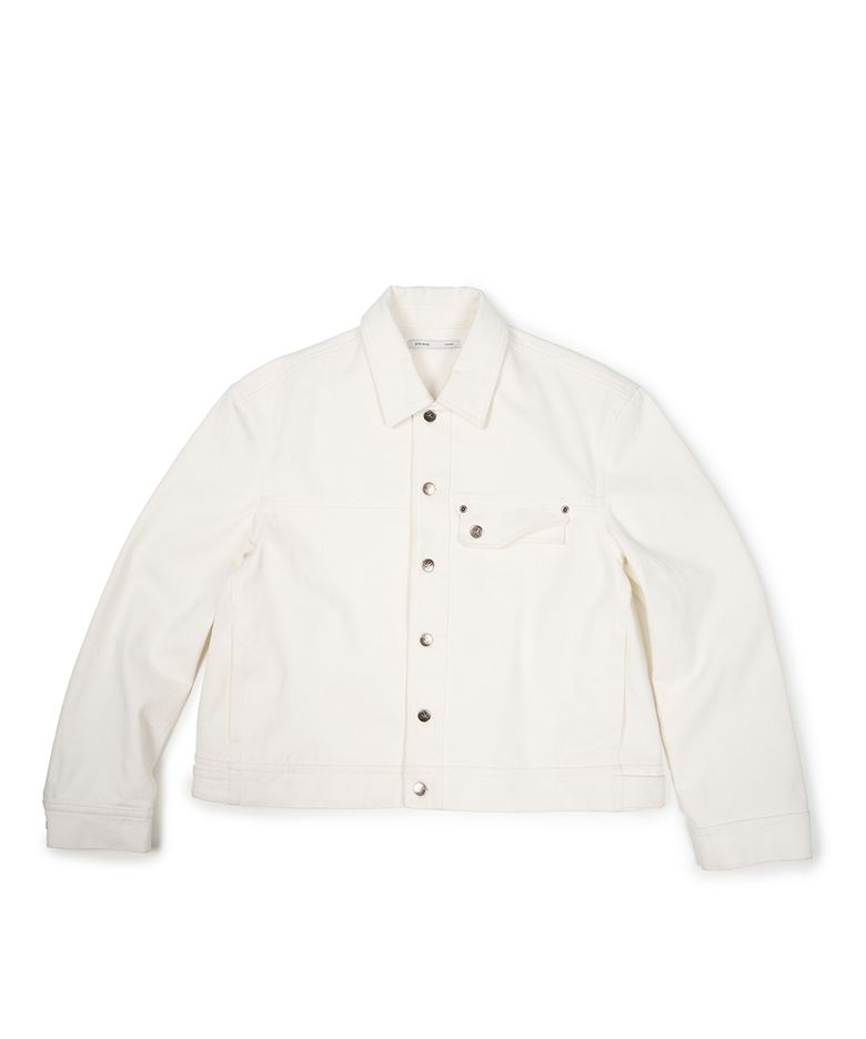 (BASE) CROP DOUBLE FLAP TRUCKER (WHITE)