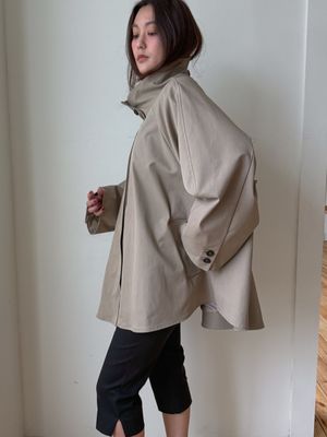 하프트렌치코트 베이지