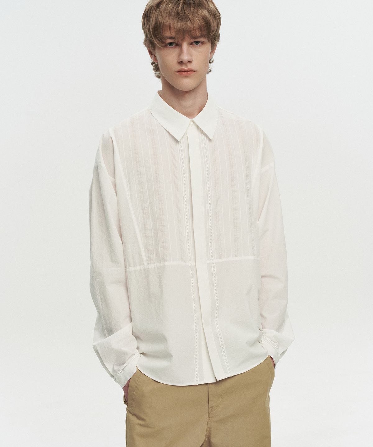 호이테(HEUTE) ARIN TEXTURED SHIRT (OFF WHITE)