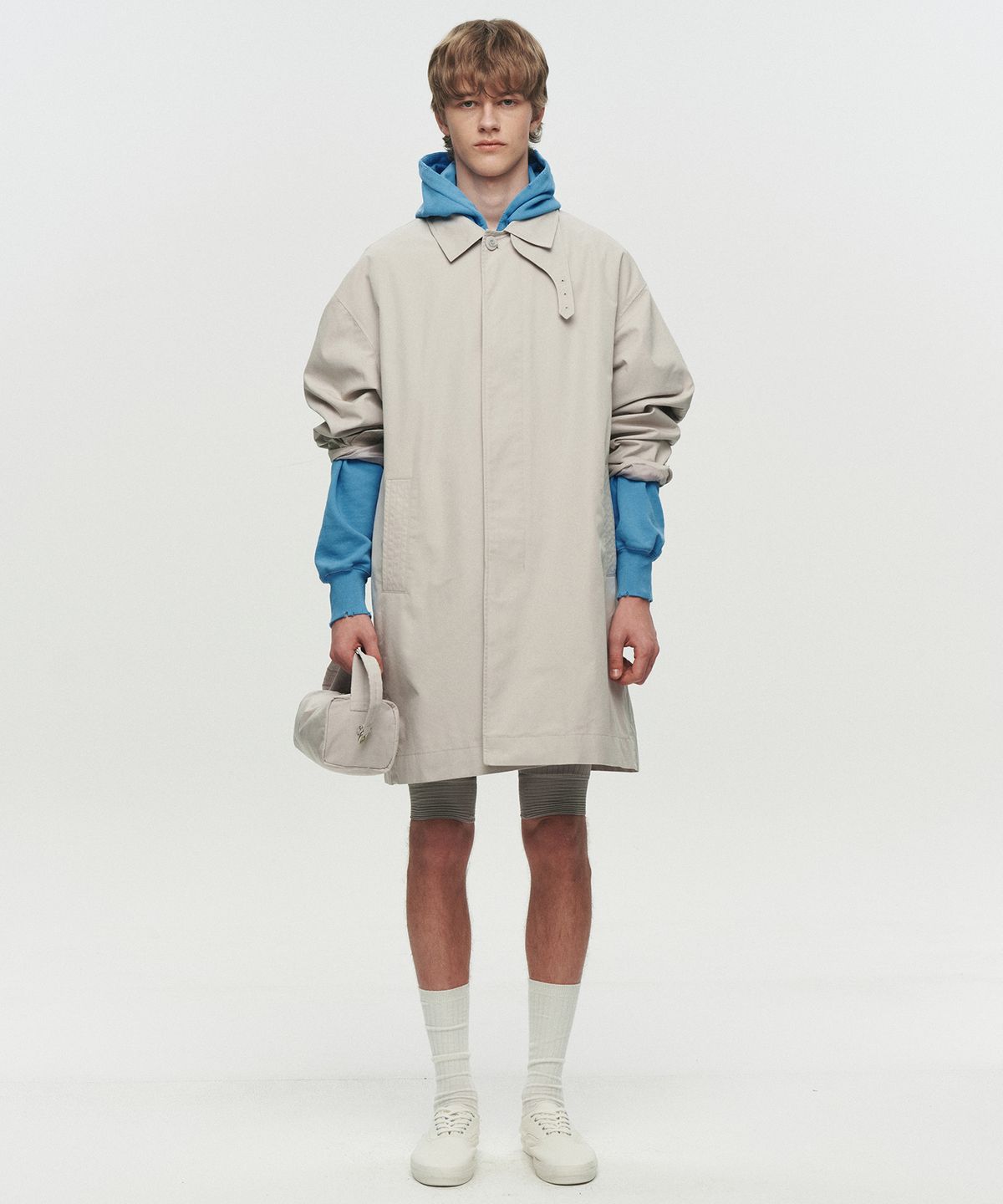 호이테(HEUTE) ORNAMENT BUTTON MAC COAT (GREY)