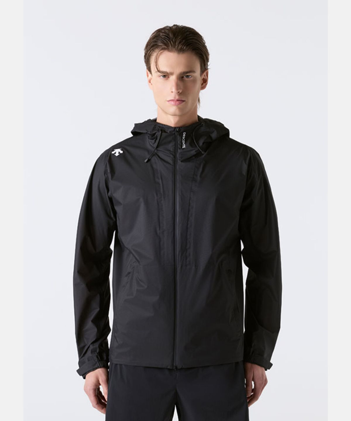 데상트(DESCENTE) 러닝 2.5LAYER 집업 자켓 블랙 SR221RWB43