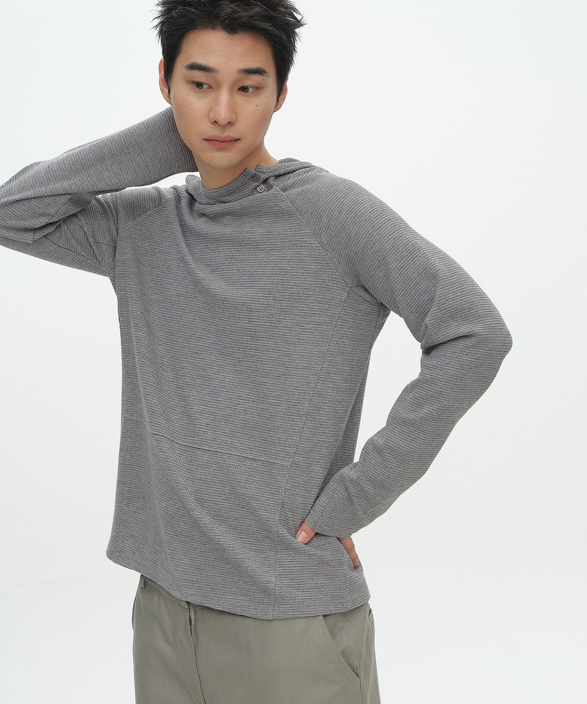 플레이스스튜디오맨(PLACESTUDIOMAN) 하이넥 사이드 버튼업 포인트 와플 롱슬리브 후드 긴팔 티셔츠_3COLOR