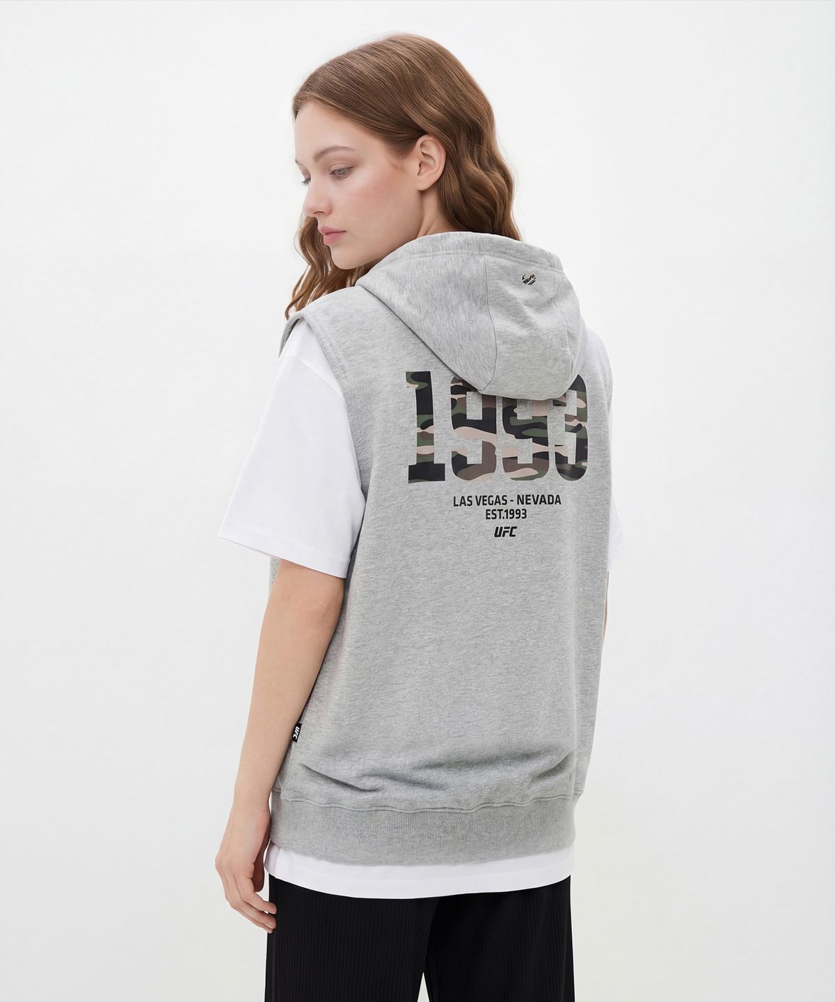 유에프씨 스포츠(UFC SPORT) UFC 1993 릴렉스핏 후드 슬리브리스 멜란지 그레이 U2SLX2106MG