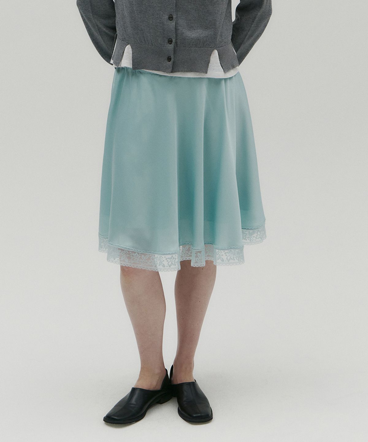 솔티페블(SALTY PEBBLE) LACE SATIN FLARED SKIRT [MINT]