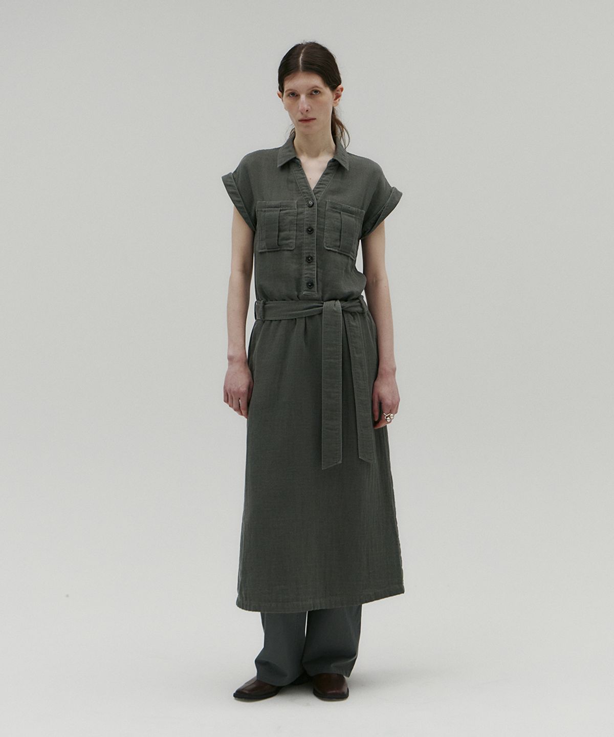솔티페블(SALTY PEBBLE) VINTAGE WASHED SHIRT DRESS [GREY]
