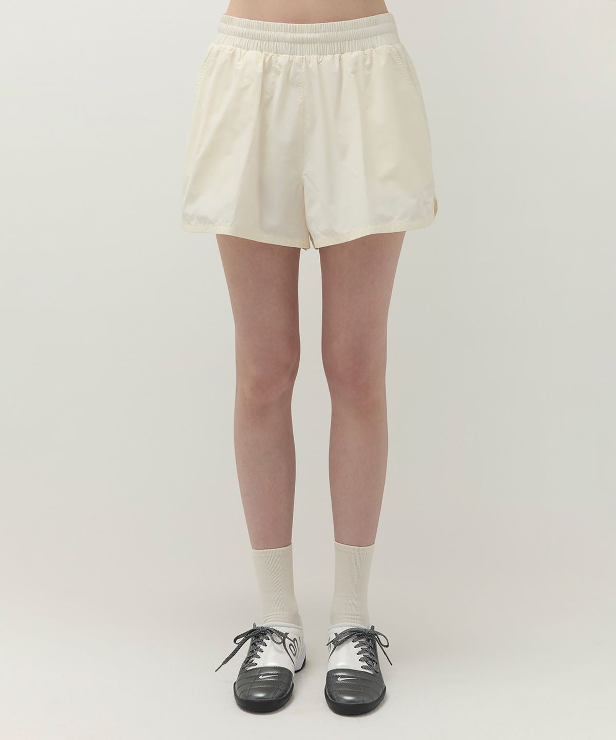 클로브(CLOVE) [26SS clove] Nylon Shorts (Ivory)