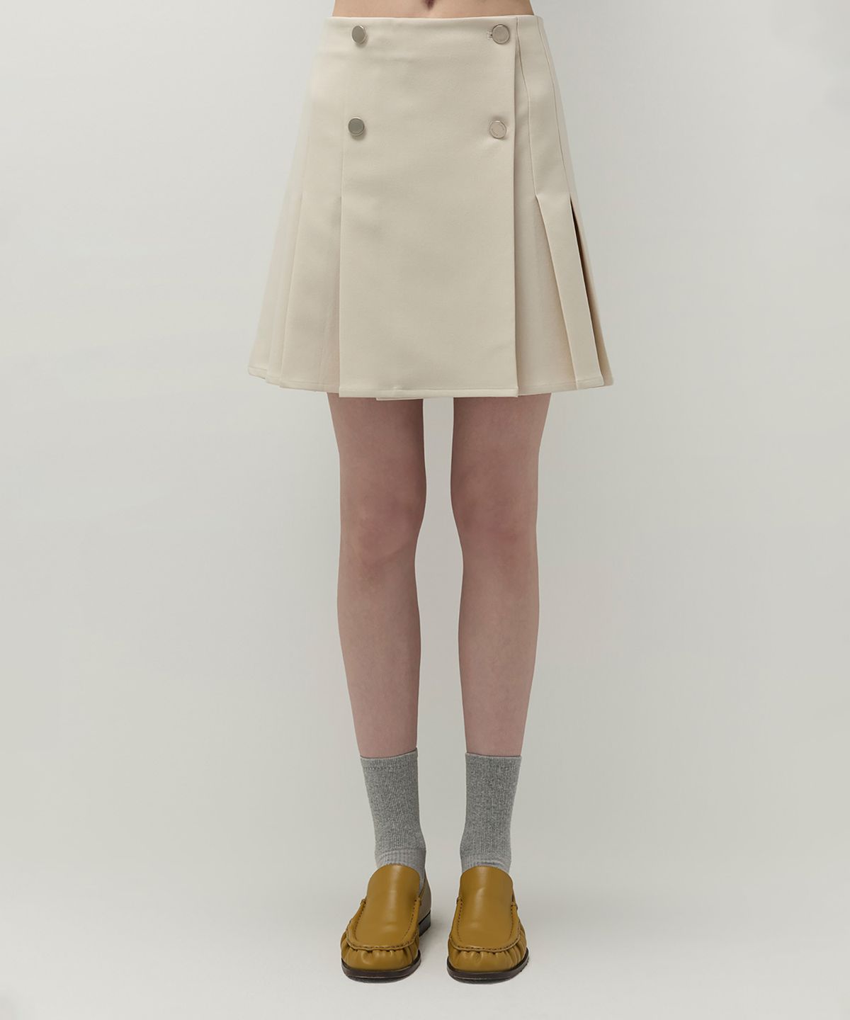 클로브(CLOVE) [26SS clove] Classic Pleated Button Skirt (Light Beige)