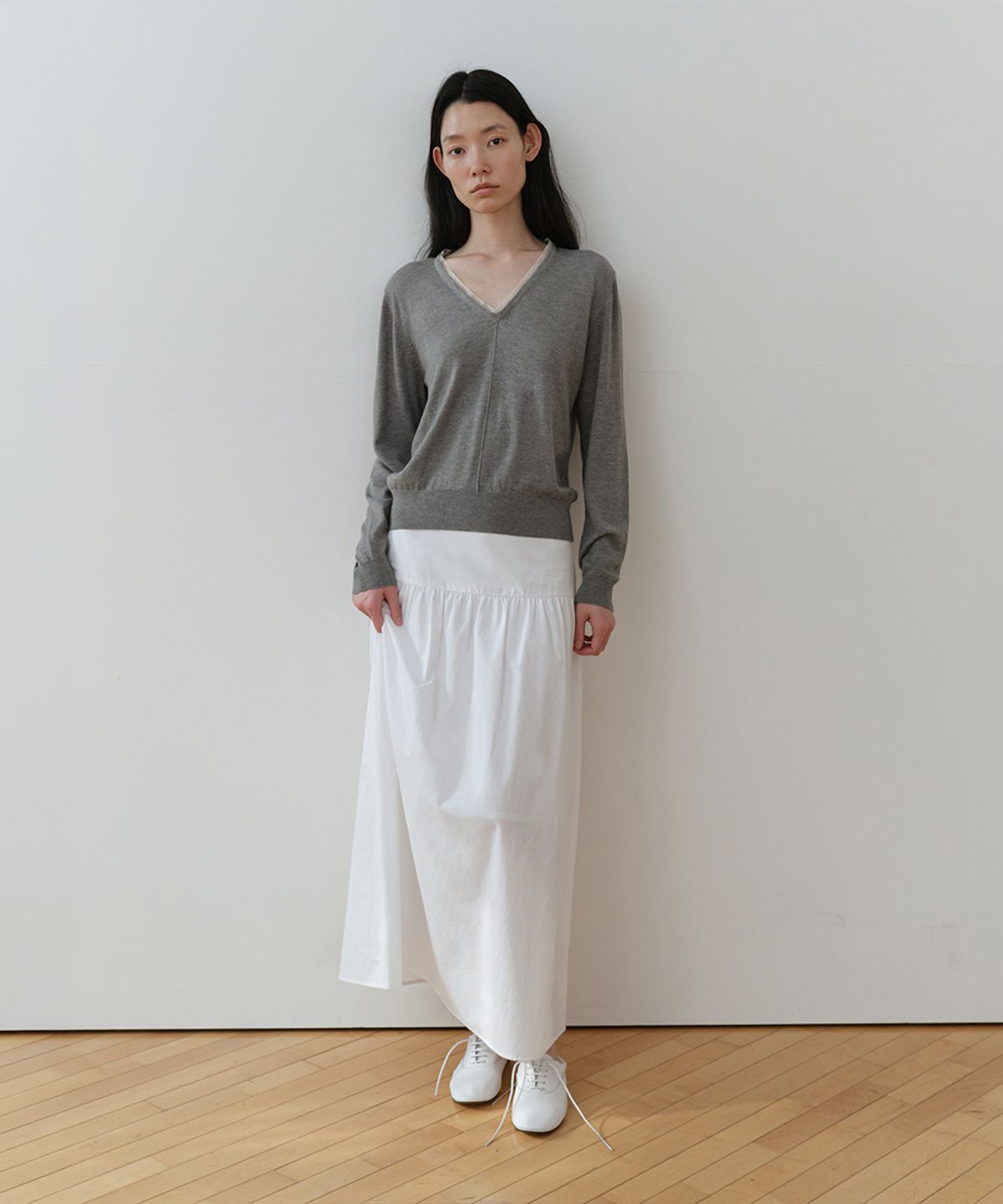 로우타이드(LOW TIDE) SHEER NECK LINE KNIT [GREY]