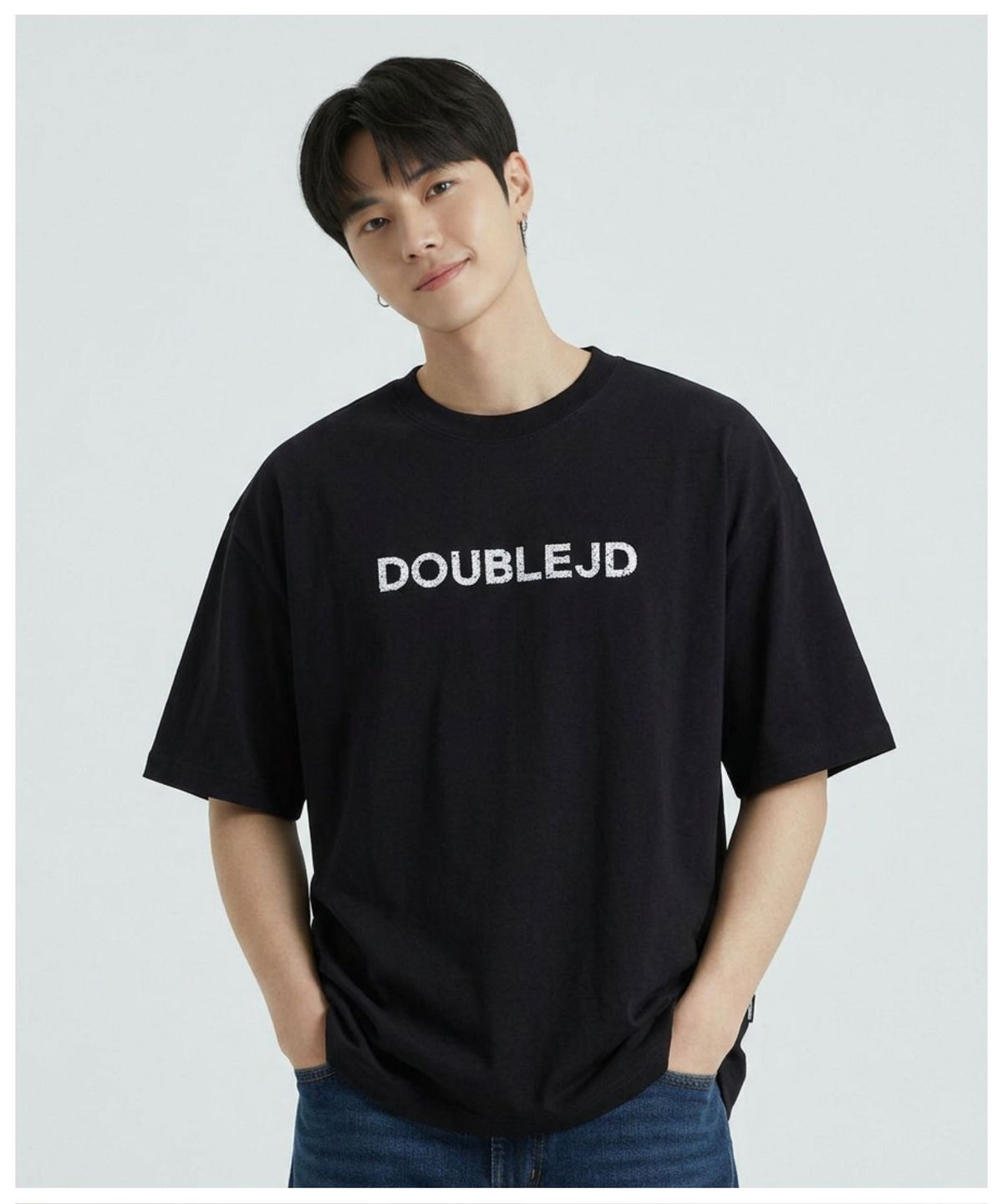 더블제이디(DOUBLE JD) 탱글 레터링 반팔 티셔츠
