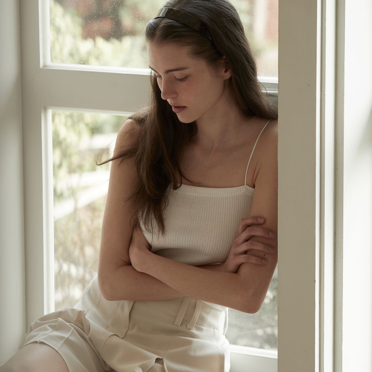 비뮤즈맨션(BEMUSE MANSION) Inner sleeveless top - Off white