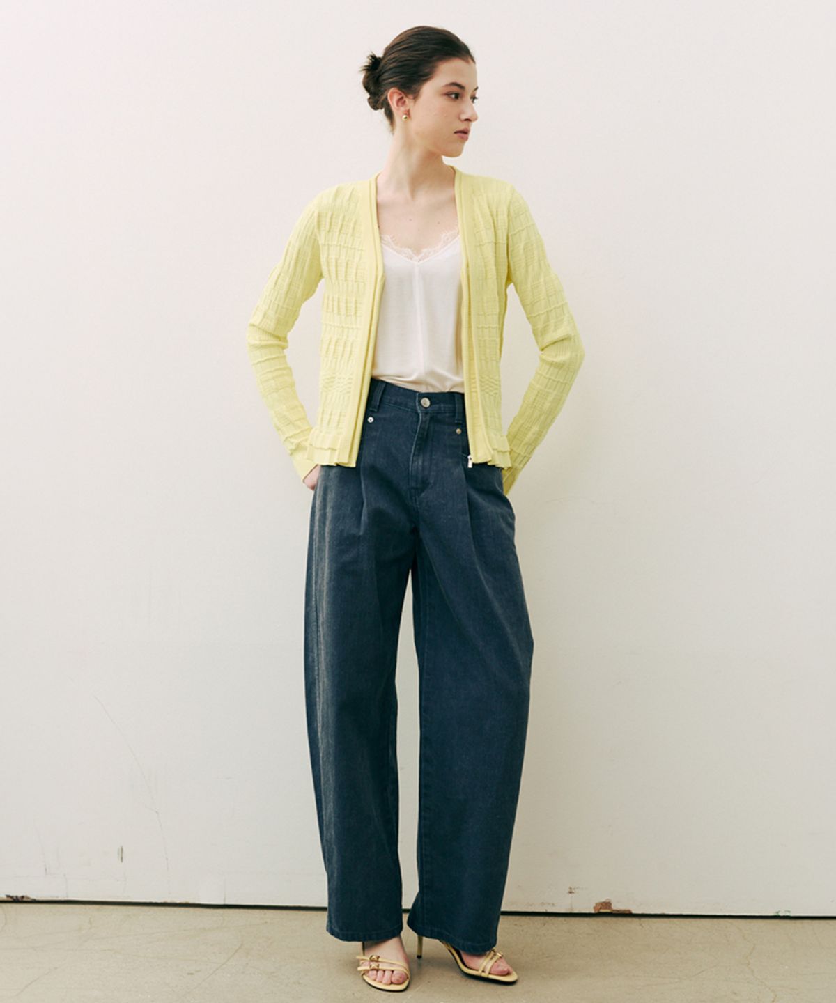 바니스뉴욕(BARNEYS NEWYORK) 린넨블렌디드 피그먼트 배럴데님 네이비 long (+7cm)