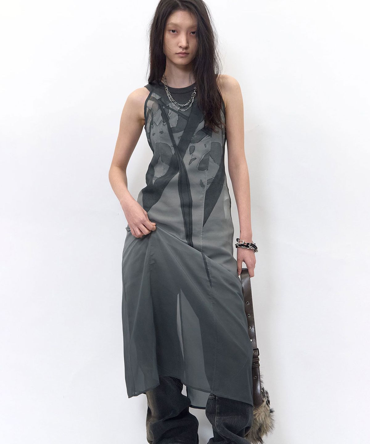 비엘알(BLR) Echoed Tear One-Piece Grey