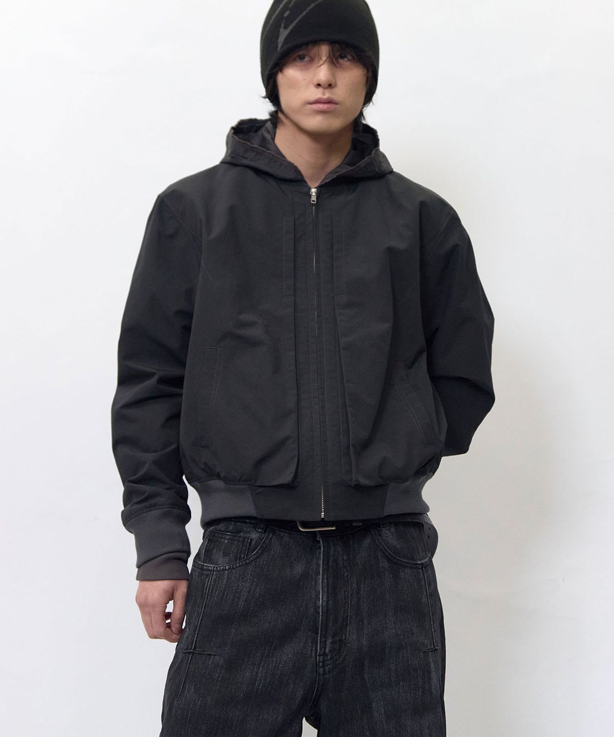 비엘알(BLR) Curved Line Flight Jacket Charcoal