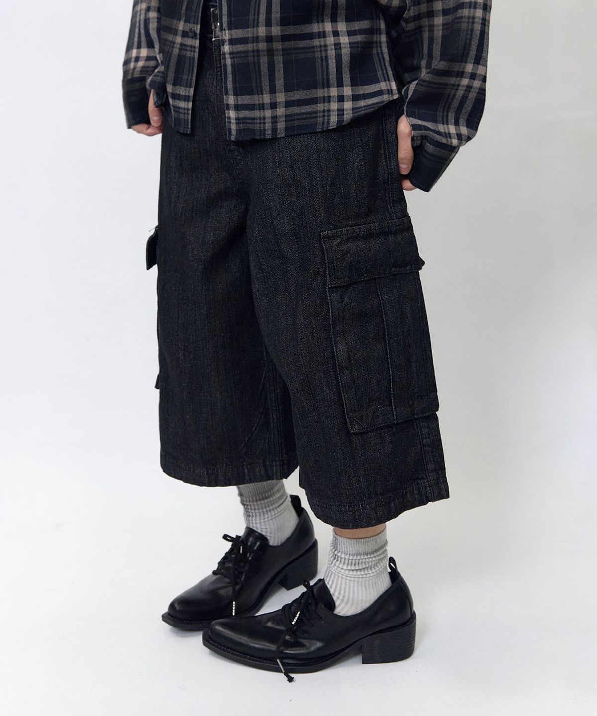 비엘알(BLR) Utility Leather-Trim Bermuda Pants