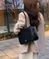 멜로우 클래식 숄더백 블랙