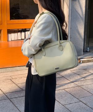 멜로우 클래식 숄더백 올리브