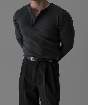 소프트 리브드 머슬 헨리넥 니트티 [차콜]