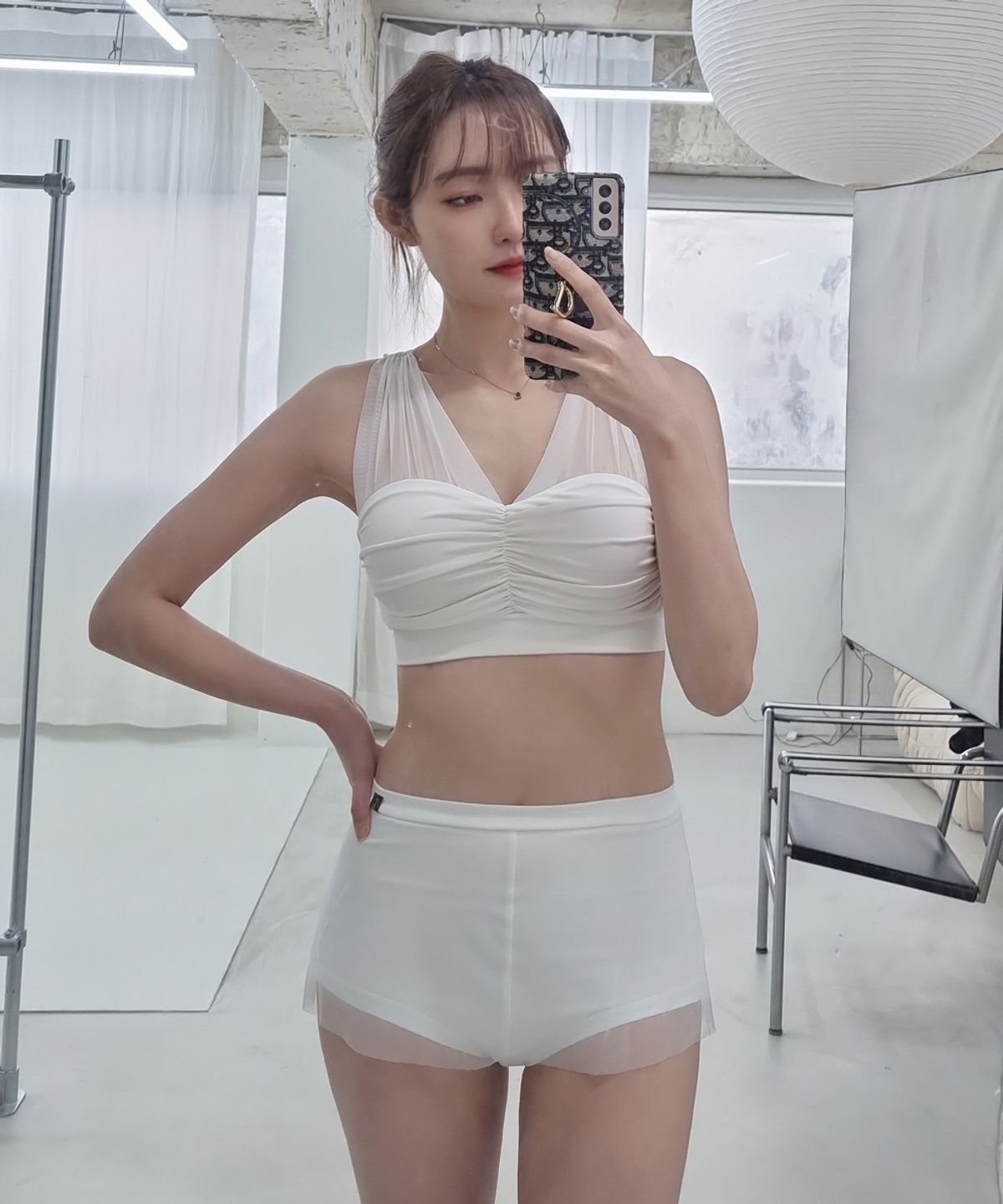 포리즈(PORRIZ) [TOP][다프네하트넥탑_화이트] 메쉬 하트넥 셔링 브라탑