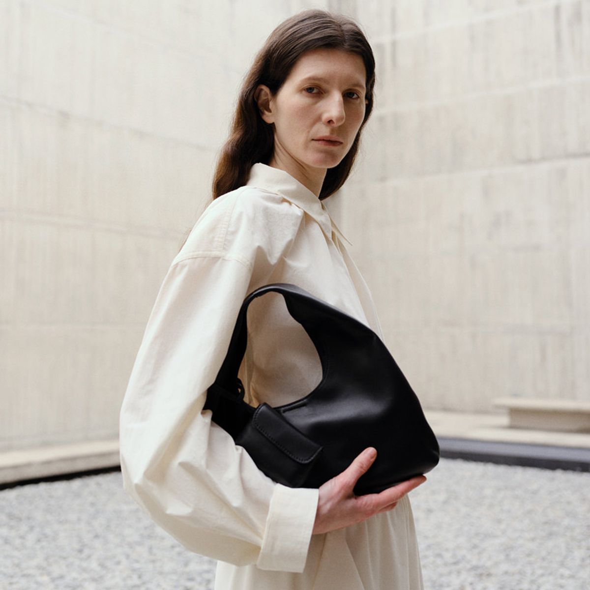 로서울(ROH SEOUL) Mellow tote bag Black