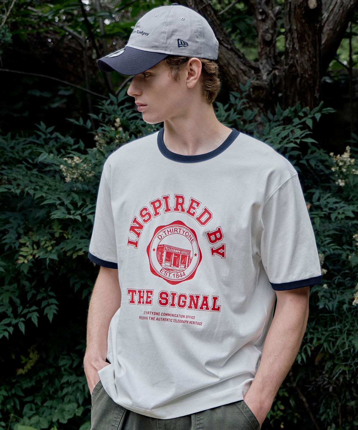 디써티원(DTHIRTYONE) Embroidered Lettering Short Sleeve T-Shirt (WHITE)