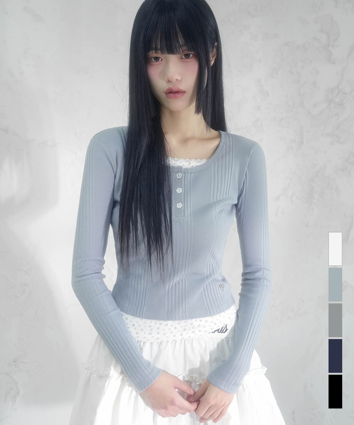 비바셔스(VIVACIOUS) 뮤리엘 플라워 펀칭 레이어드 티_5Colors