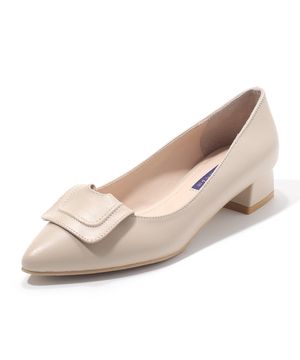 스퀘어 버클 포인트 포인티드 토 미들 힐 펌프스 K56P418