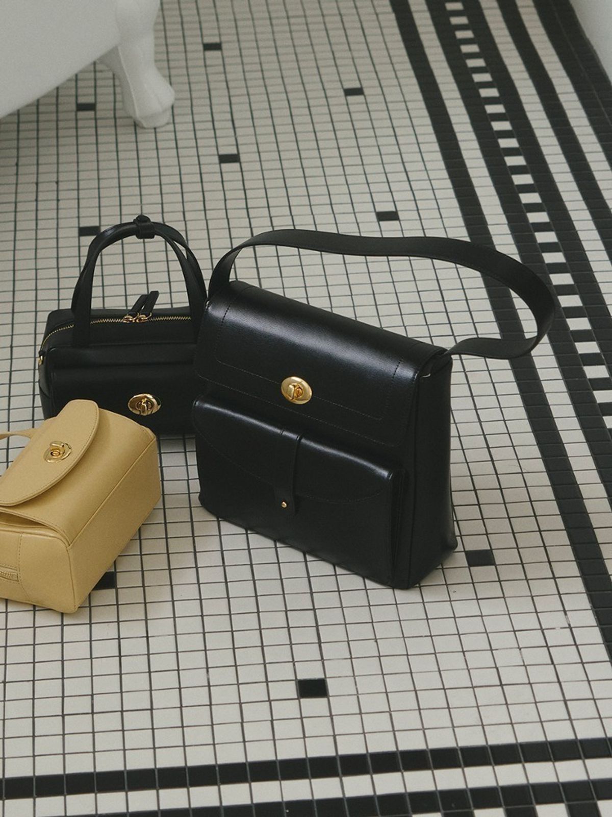 메흐(MEHEU) EMILY SHOULDER BAG (black)