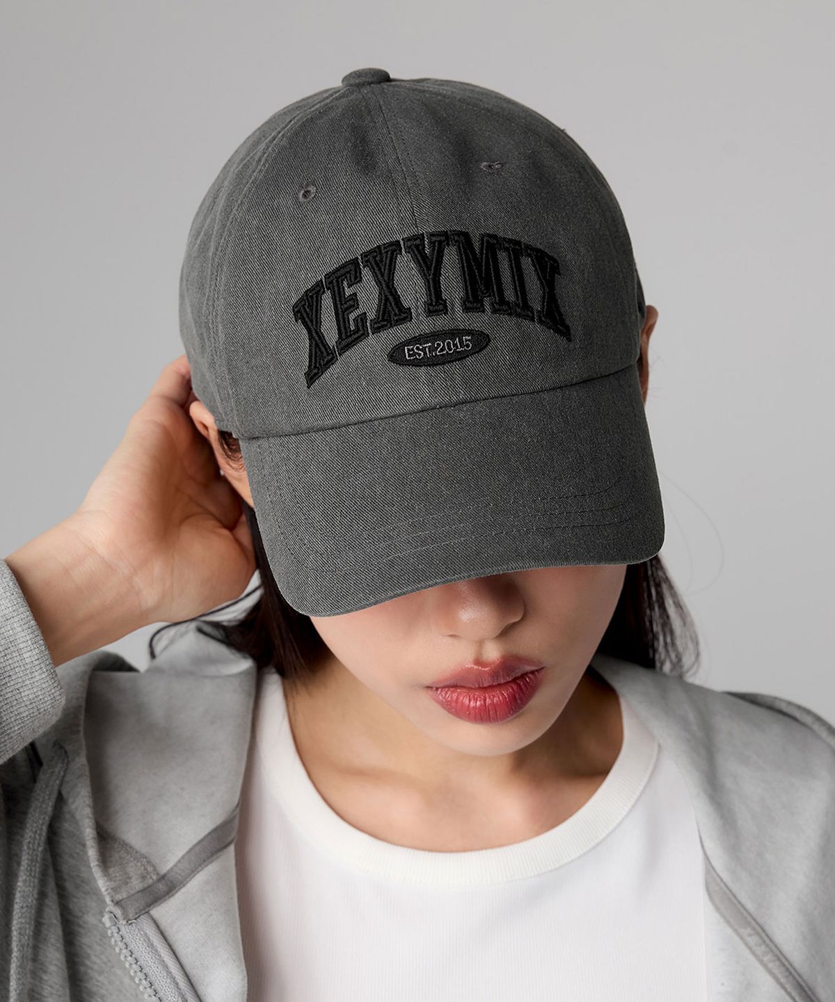 젝시믹스(XEXYMIX) 피그먼트 레터링 볼캡 XFL2AC1623