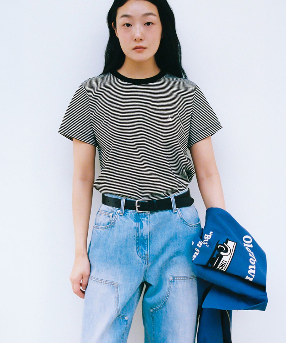 유니폼브릿지(UNIFORM BRIDGE) pin stripe s/s t-shirt(womens) black