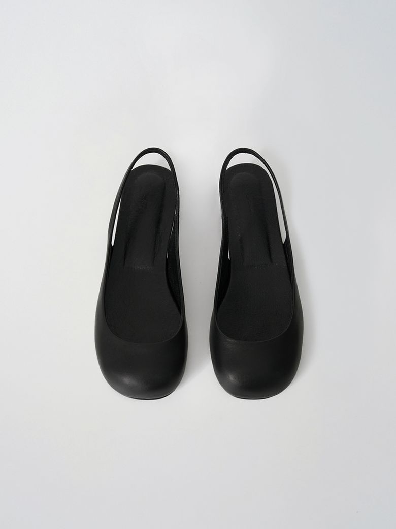 pebble sling-back (black)